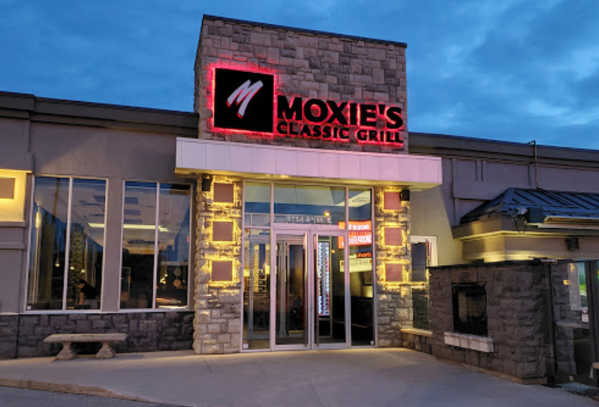 MOXIES Saskatoon Restaurant