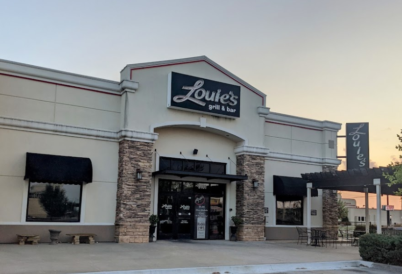 Louie’s Bar and Grill
